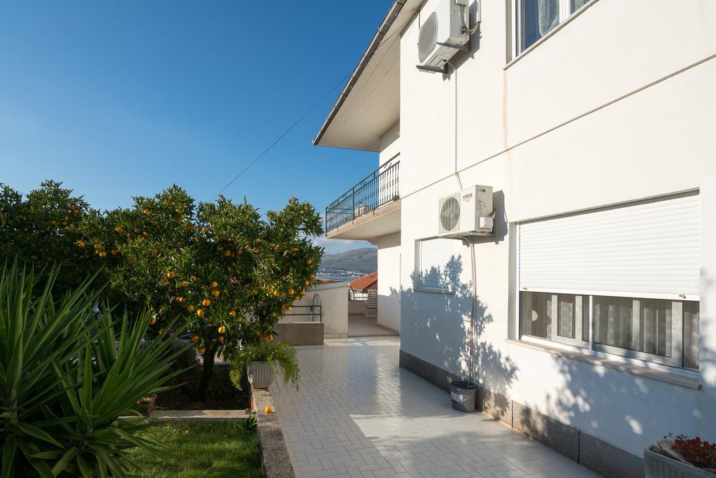 Apartments Marina Трогир Экстерьер фото