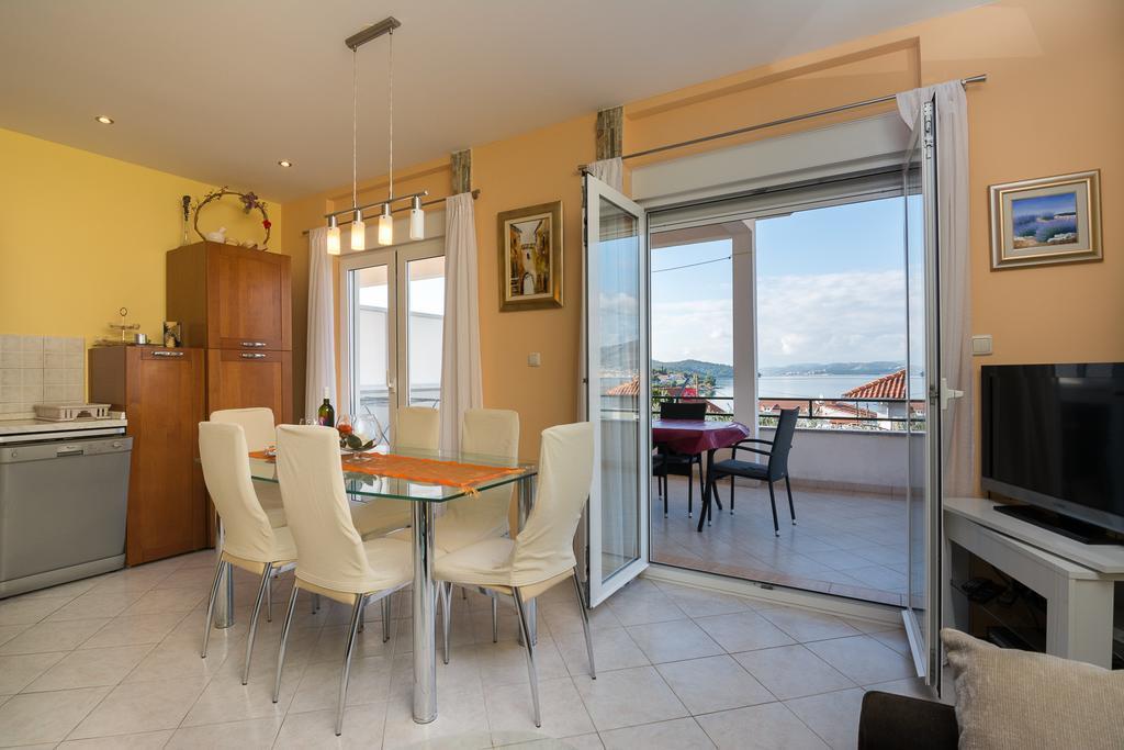 Apartments Marina Трогир Экстерьер фото